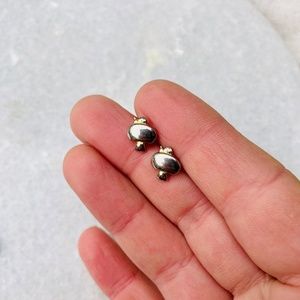 Vintage 1960s 1970s Mushroom Snail Small Silver Stud Earrings Napier 0.25”